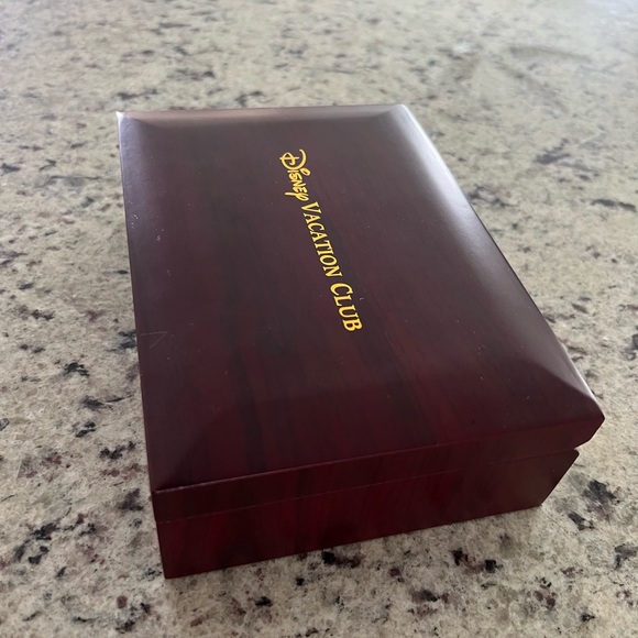 Disney Vacation Club Member Box Keepsake DVC - Picture 3 of 3